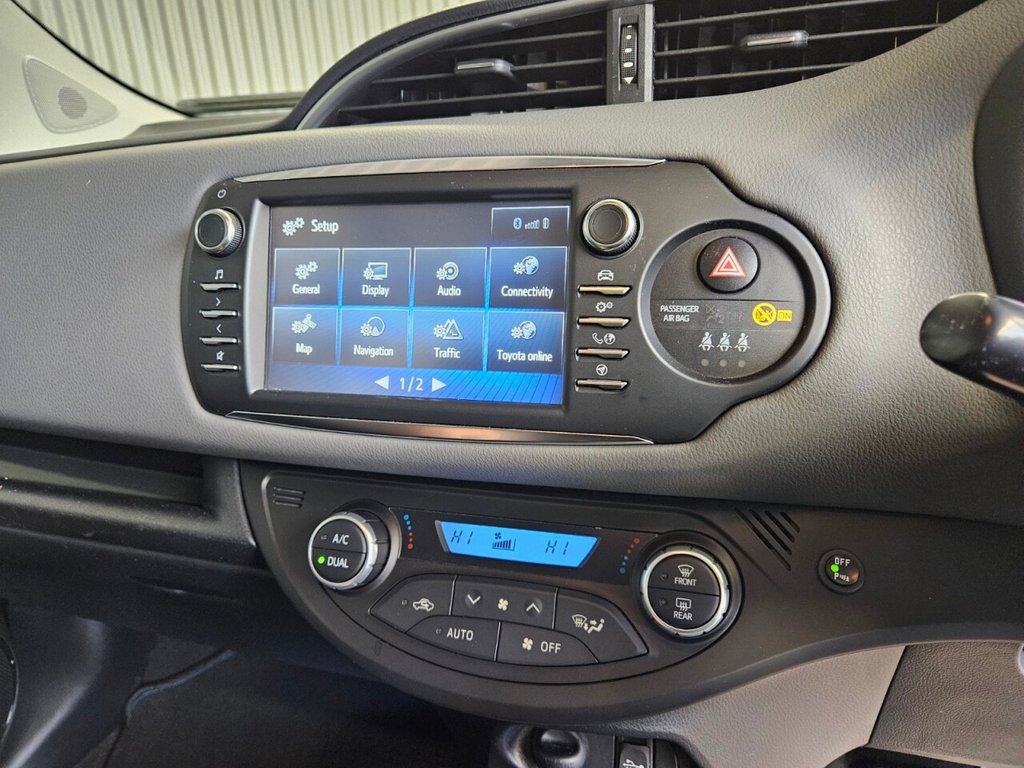 Used Toyota Yaris 2018 for sale - 76132848: Photo 24