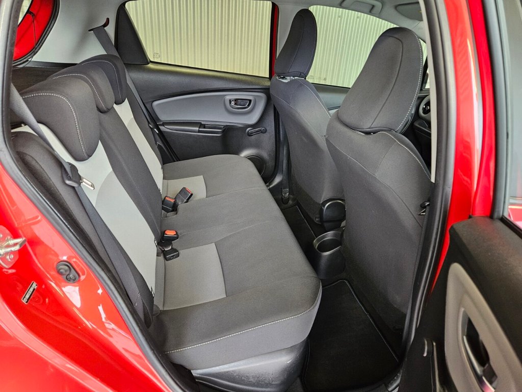 Used Toyota Yaris 2018 for sale - 76132848: Photo 34