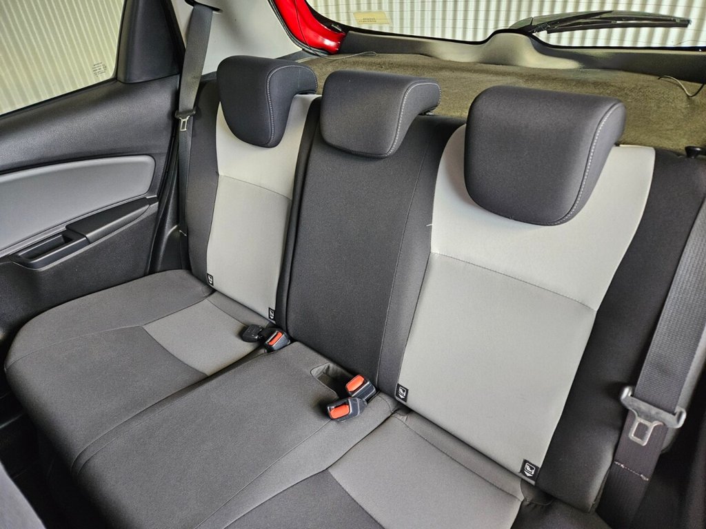 Used Toyota Yaris 2018 for sale - 76132848: Photo 43