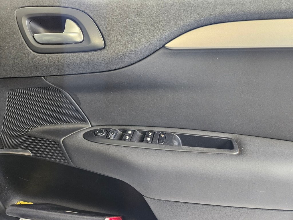 Used Citroen C4 2011 for sale - 76417365: Photo 23