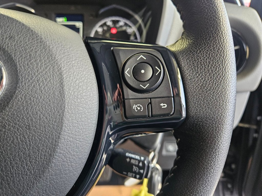 Used Toyota Yaris 2020 for sale - 77200109: Photo 15