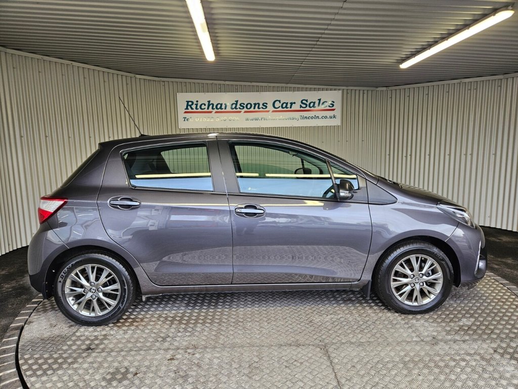 Used Toyota Yaris 2020 for sale - 77200109: Photo 2