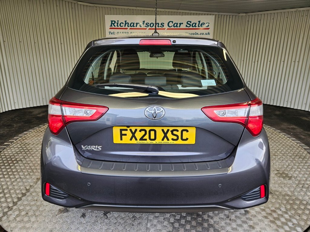 Used Toyota Yaris 2020 for sale - 77200109: Photo 4