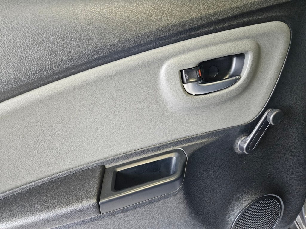 Used Toyota Yaris 2020 for sale - 77200109: Photo 40