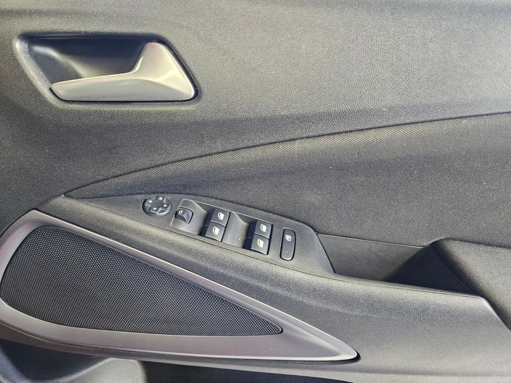 Used Vauxhall Crossland 2022 for sale - 77140164: Photo 24