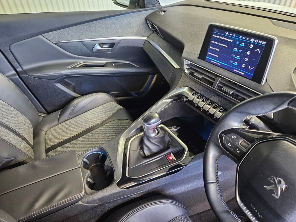 Used Peugeot 3008 2018 for sale - 76950531: Photo 18
