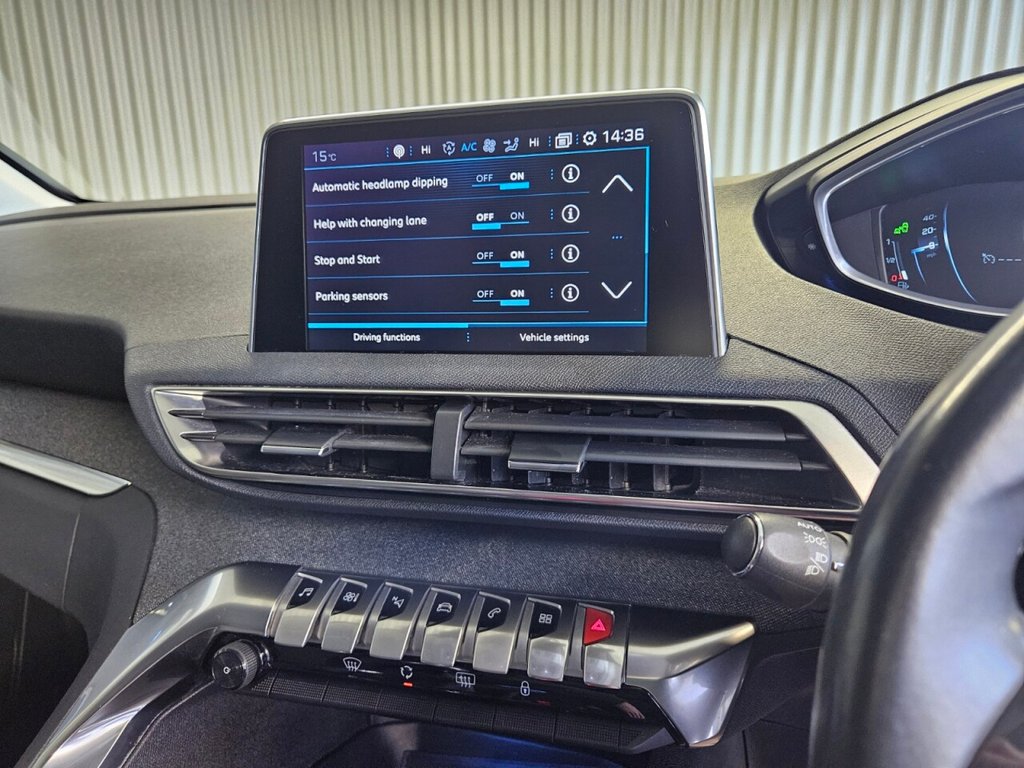 Used Peugeot 3008 2018 for sale - 76950531: Photo 24