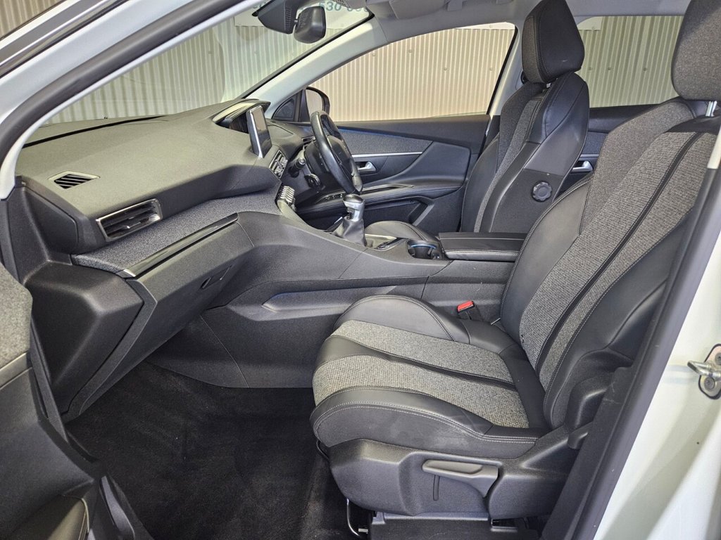 Used Peugeot 3008 2018 for sale - 76950531: Photo 38