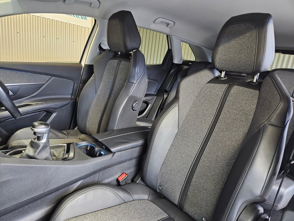 Used Peugeot 3008 2018 for sale - 76950531: Photo 39