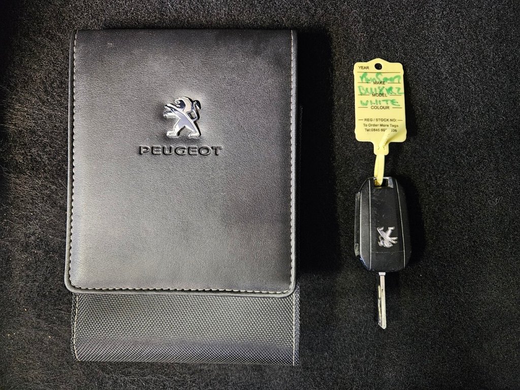 Used Peugeot 3008 2018 for sale - 76950531: Photo 44