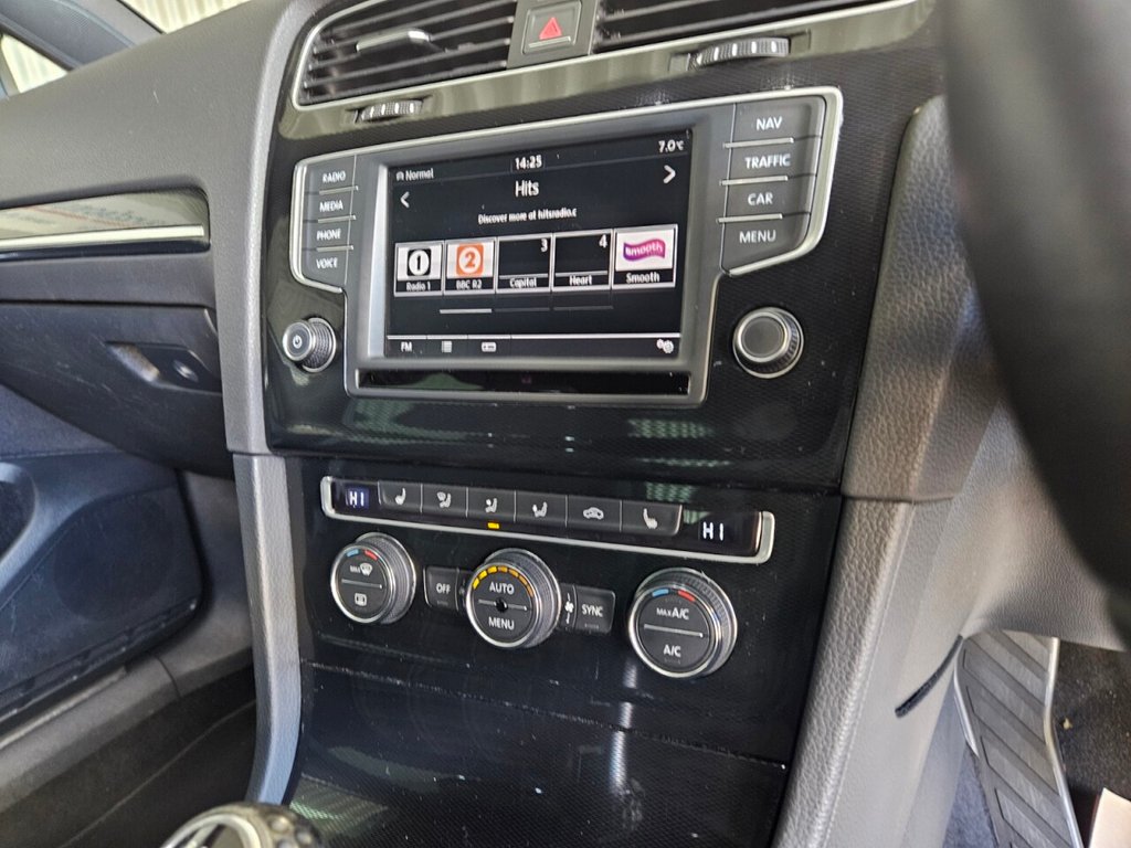 Used Volkswagen Golf 2016 for sale - 76590979: Photo 23