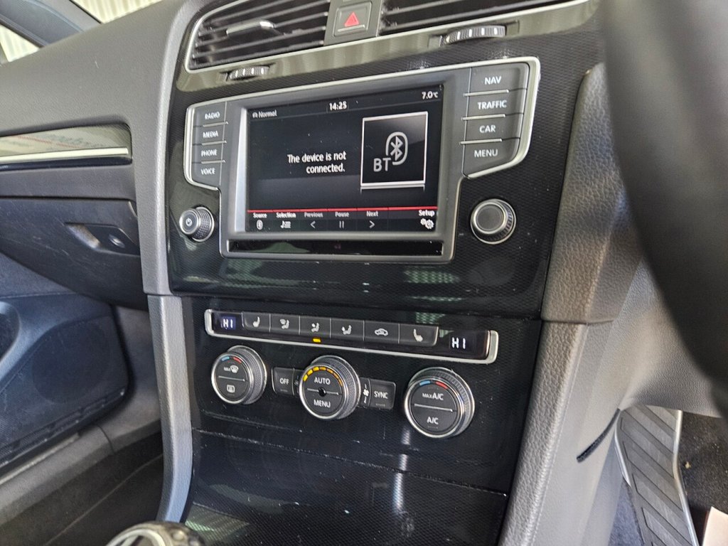 Used Volkswagen Golf 2016 for sale - 76590979: Photo 24