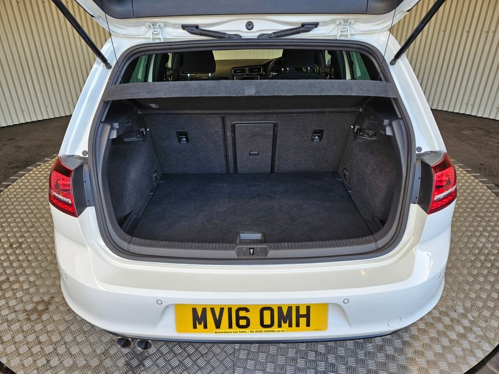 Used Volkswagen Golf 2016 for sale - 76590979: Photo 5