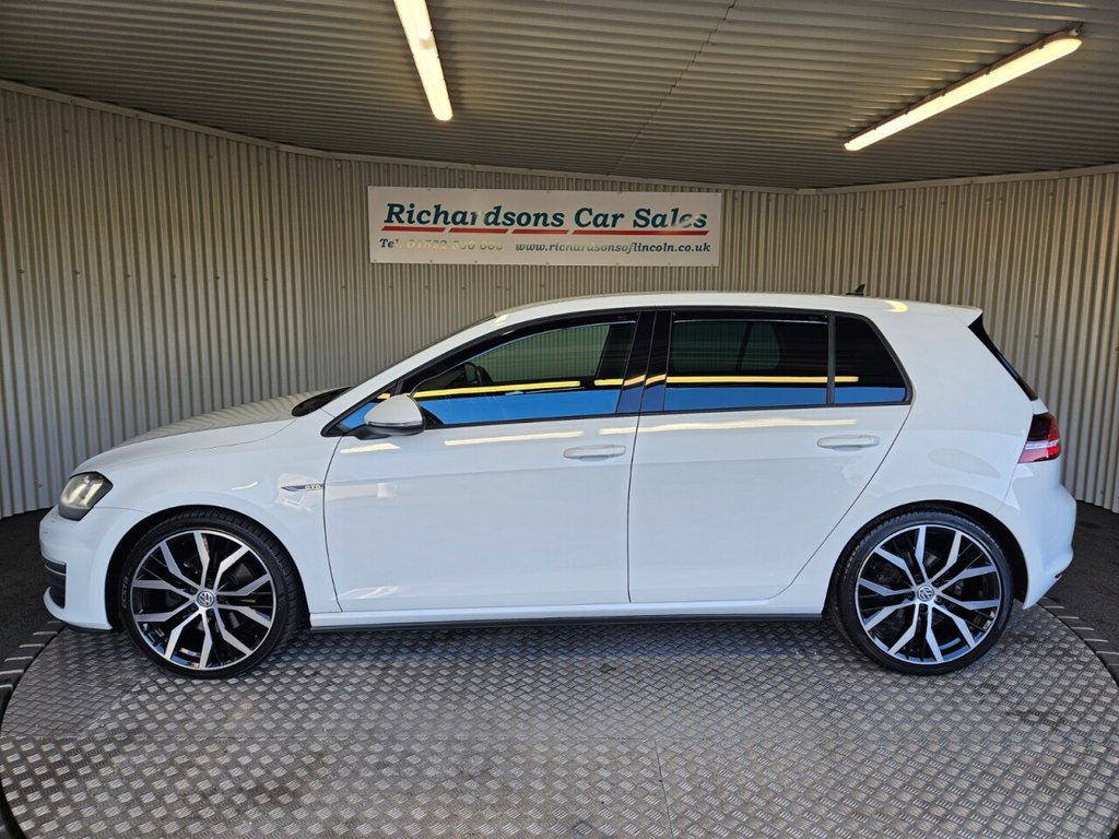 Used Volkswagen Golf 2016 for sale - 76590979: Photo 7