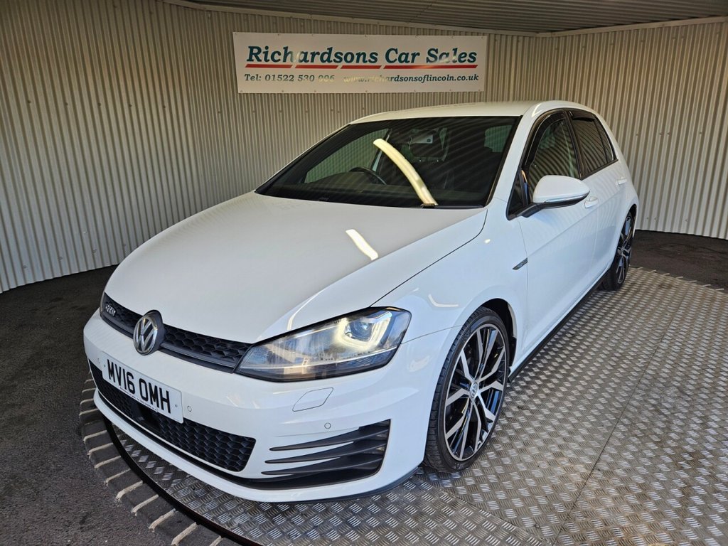 Used Volkswagen Golf 2016 for sale - 76590979: Photo 8