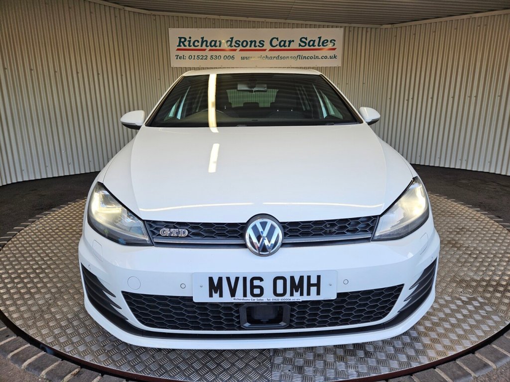 Used Volkswagen Golf 2016 for sale - 76590979: Photo 9