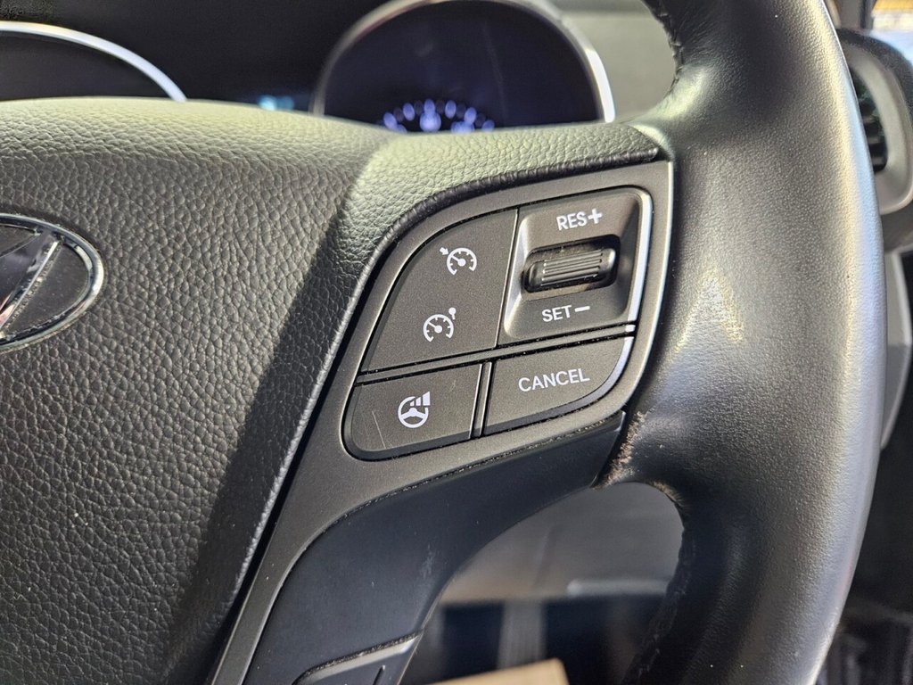 Used Hyundai Santa Fe 2014 for sale - 76768784: Photo 16