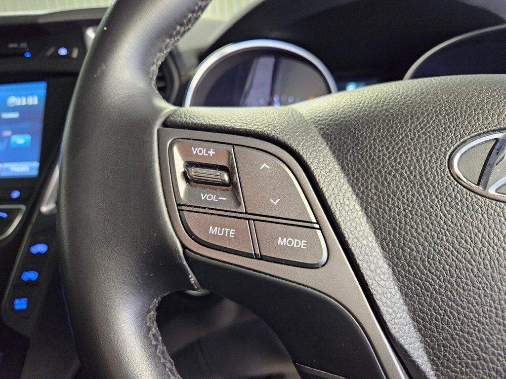 Used Hyundai Santa Fe 2014 for sale - 76768784: Photo 17