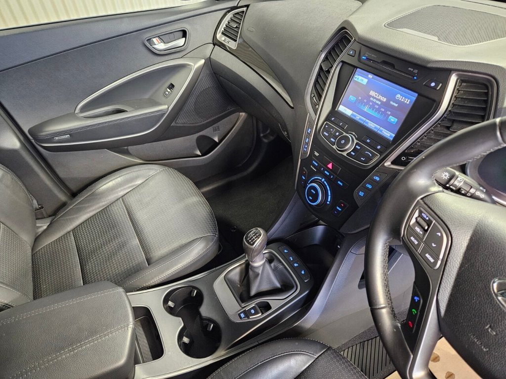 Used Hyundai Santa Fe 2014 for sale - 76768784: Photo 20
