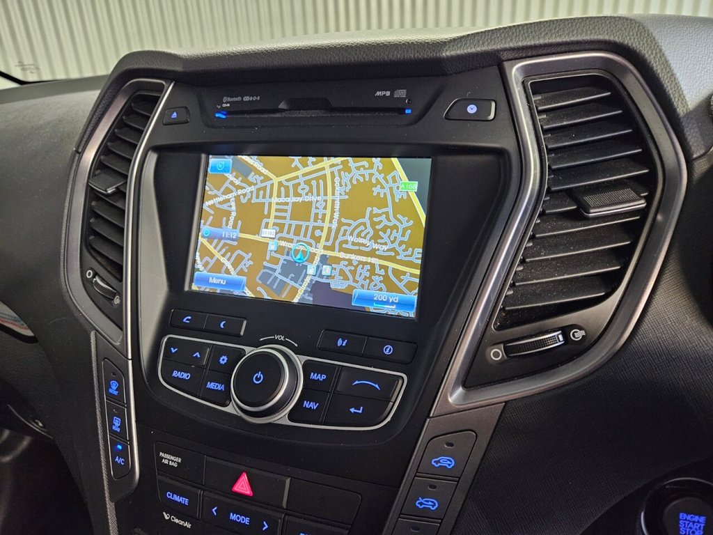 Used Hyundai Santa Fe 2014 for sale - 76768784: Photo 24