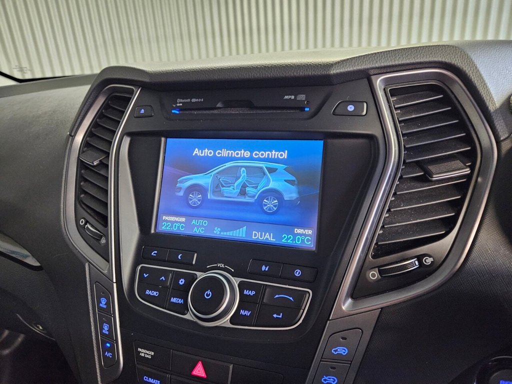 Used Hyundai Santa Fe 2014 for sale - 76768784: Photo 27