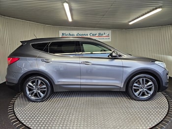 Used Hyundai Santa Fe 2014 for sale - 76768784: Photo