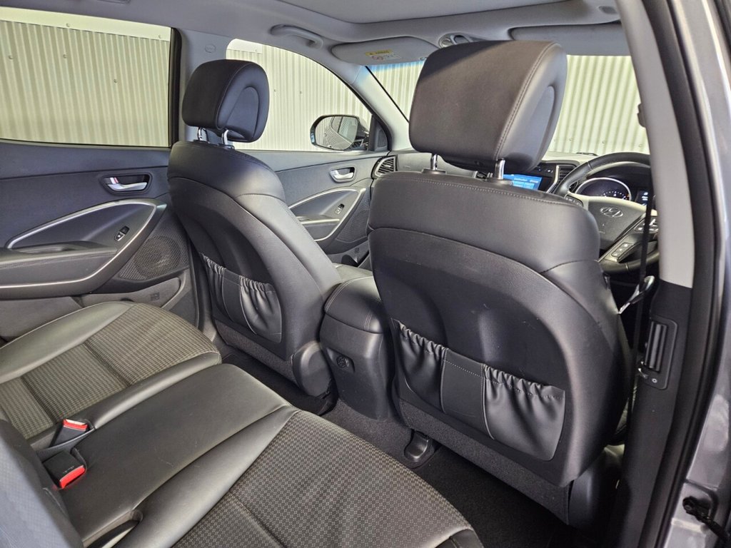 Used Hyundai Santa Fe 2014 for sale - 76768784: Photo 33