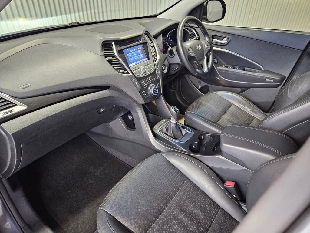 Used Hyundai Santa Fe 2014 for sale - 76768784: Photo 37
