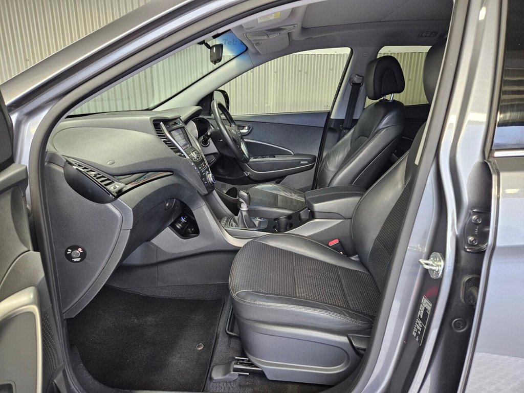 Used Hyundai Santa Fe 2014 for sale - 76768784: Photo 38