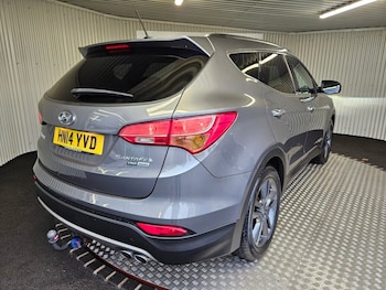 Used Hyundai Santa Fe 2014 for sale - 76768784: Photo