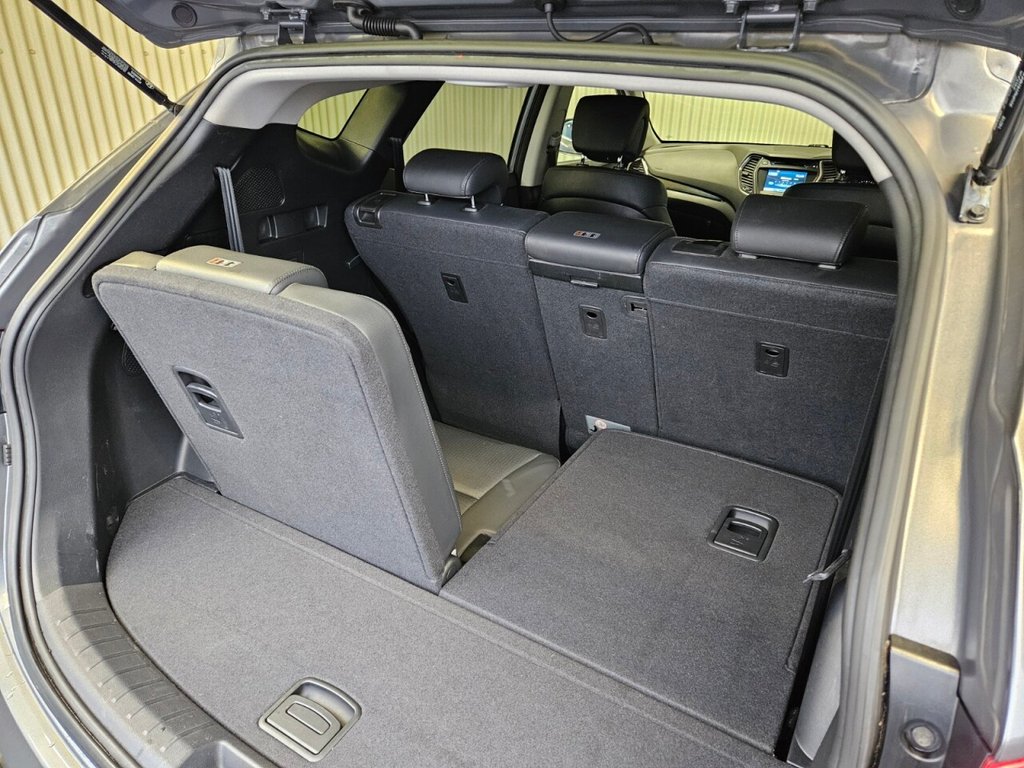 Used Hyundai Santa Fe 2014 for sale - 76768784: Photo 6