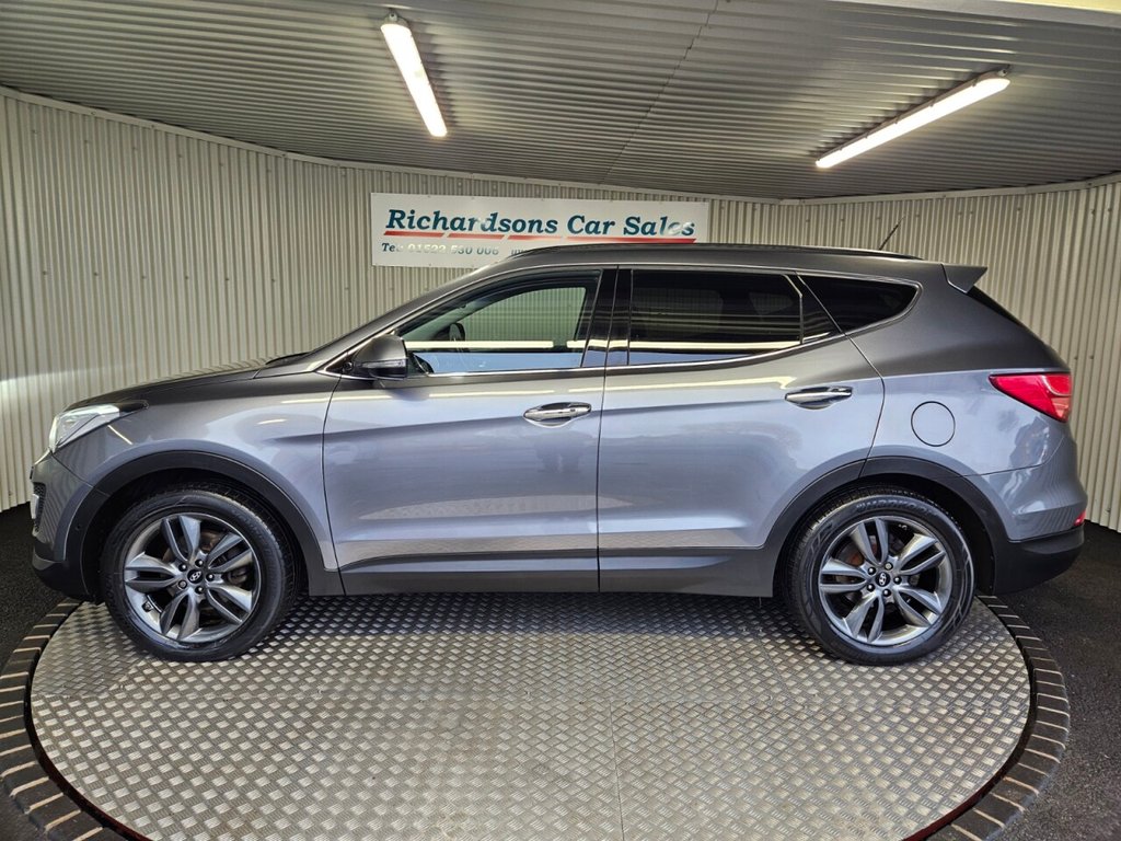 Used Hyundai Santa Fe 2014 for sale - 76768784: Photo 8