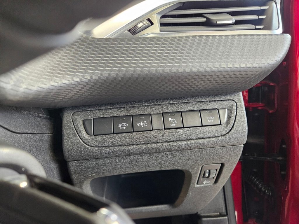 Used Peugeot 2008 2016 for sale - 76686424: Photo 18