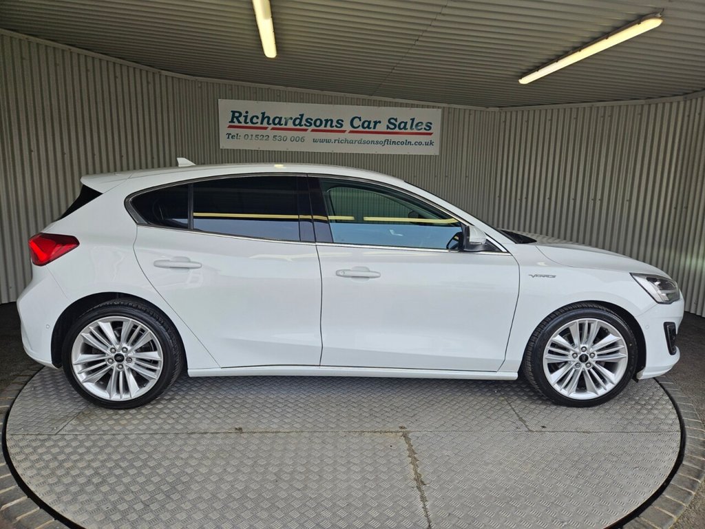 Used Ford Focus 2019 for sale - 77967675: Photo 2
