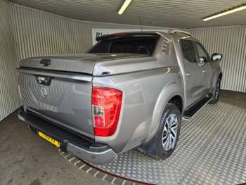 Used Nissan Navara 2018 for sale - 75047605: Photo