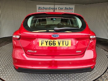 Used Ford Focus 2016 for sale - 77720403: Photo