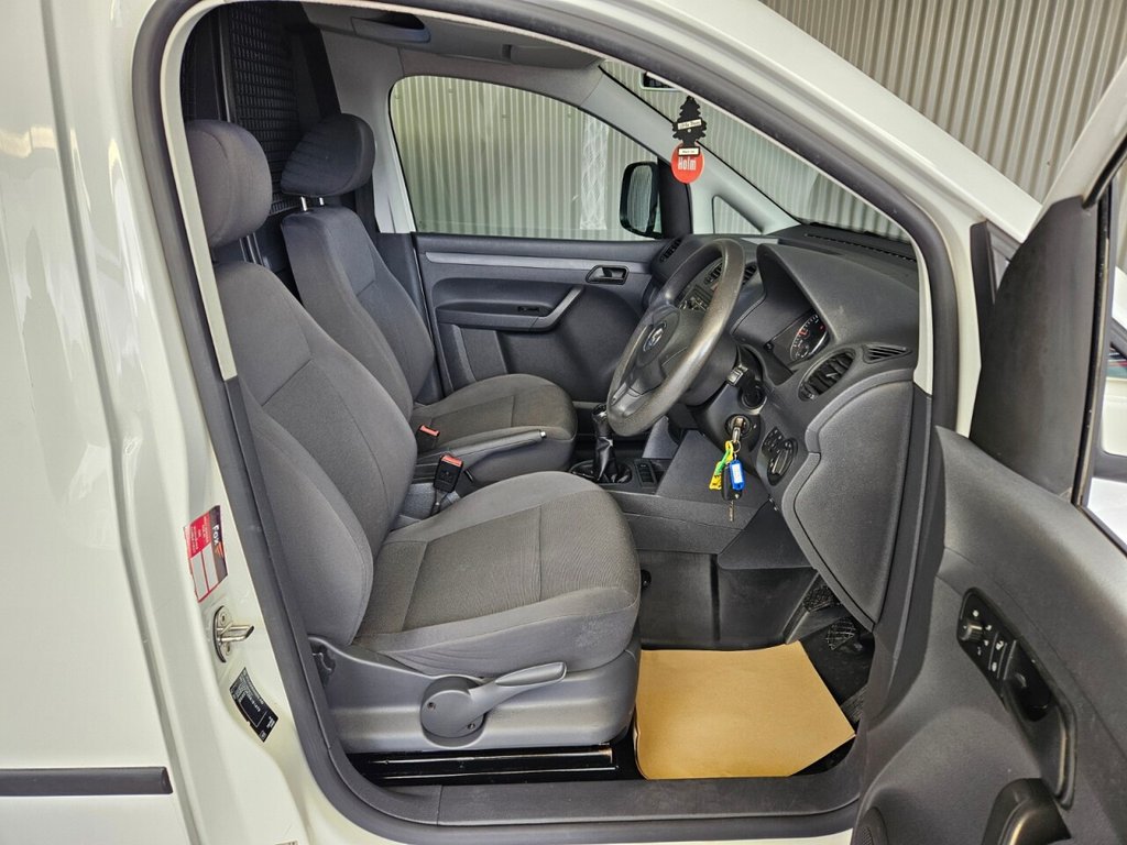 Used Volkswagen Caddy 2014 for sale - 77879872: Photo 21