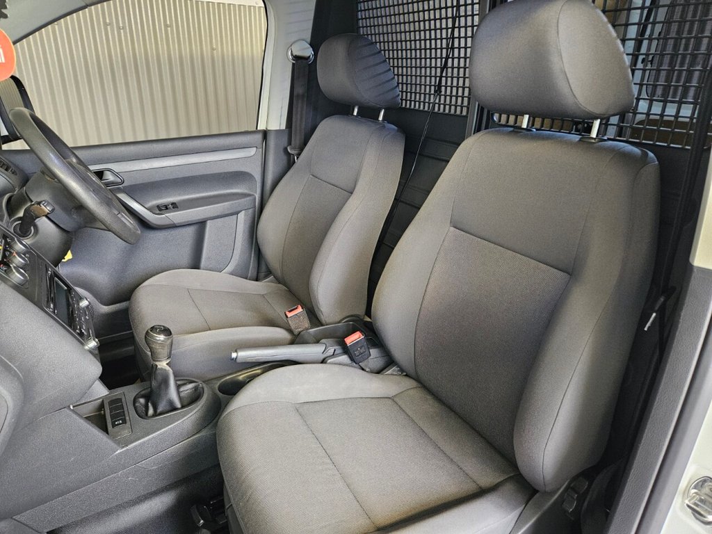 Used Volkswagen Caddy 2014 for sale - 77879872: Photo 28