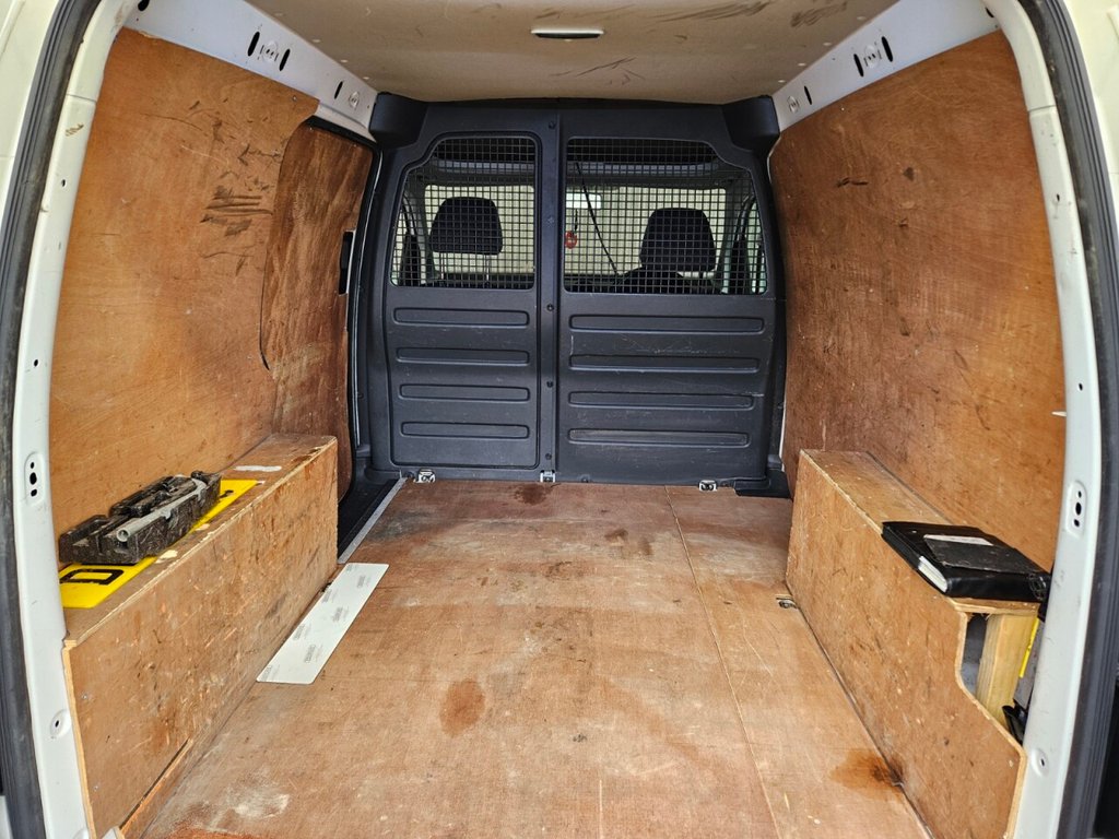 Used Volkswagen Caddy 2014 for sale - 77879872: Photo 6