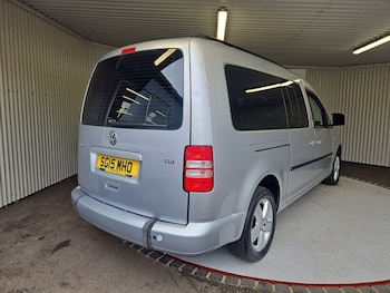 Used Volkswagen Caddy Maxi Life 2015 for sale - 75573830: Photo