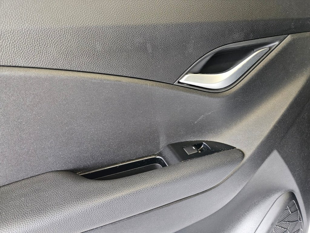 Used Hyundai Ix20 2016 for sale - 77200461: Photo 30