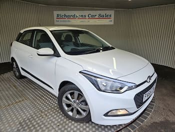 Used Hyundai i20 2015 for sale - 79667008: Photo