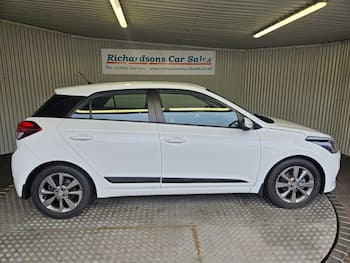 Used Hyundai i20 2015 for sale - 79667008: Photo