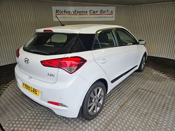 Used Hyundai i20 2015 for sale - 79667008: Photo