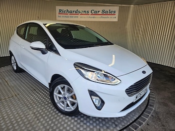 Used Ford Fiesta 2017 for sale - 78738095: Photo