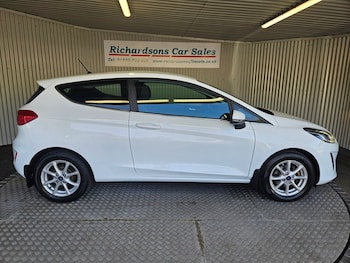 Used Ford Fiesta 2017 for sale - 78738095: Photo