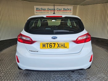 Used Ford Fiesta 2017 for sale - 78738095: Photo