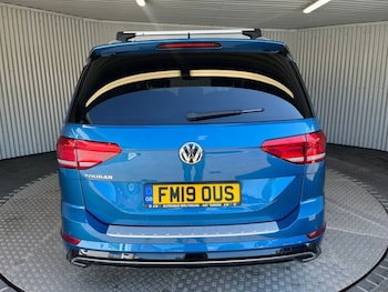 Used Volkswagen Touran 2019 for sale - 78749661: Photo