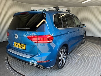Used Volkswagen Touran 2019 for sale - 78749661: Photo