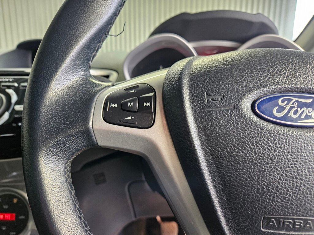 Used Ford Fiesta 2012 for sale - 76632351: Photo 16